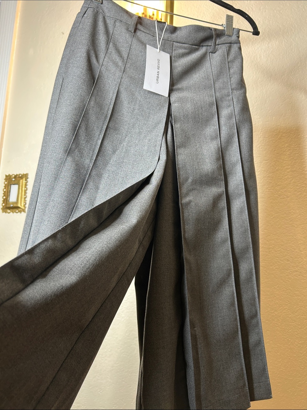 Urban Revivo Women's Gray Skort - Modern Pull-On Style